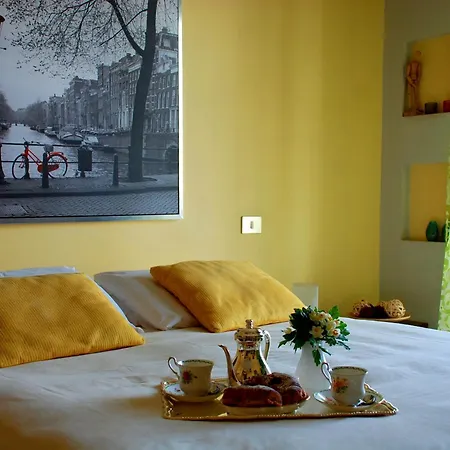 New Latt E Lett Bed & Breakfast Napoli